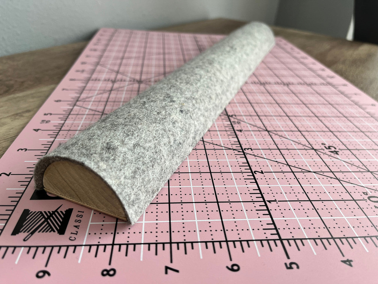 Wool Seam Press 16" (Wood)