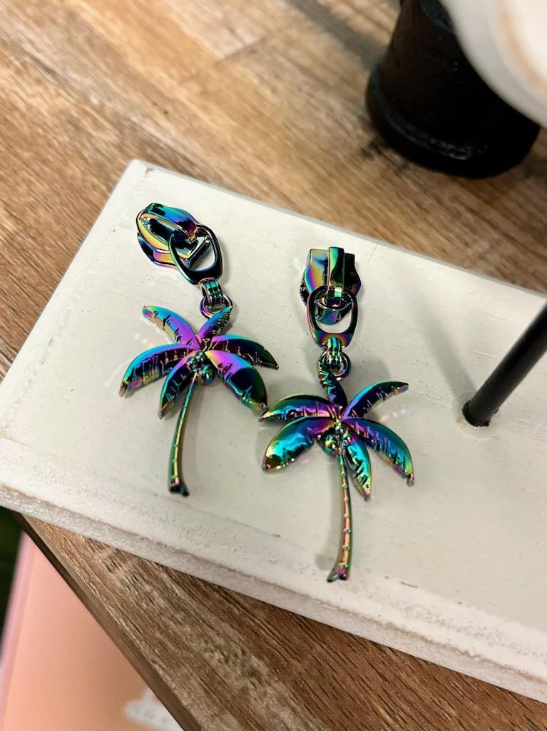 Palm Tree #5 Zipper Pull 2pc (Rainbow)