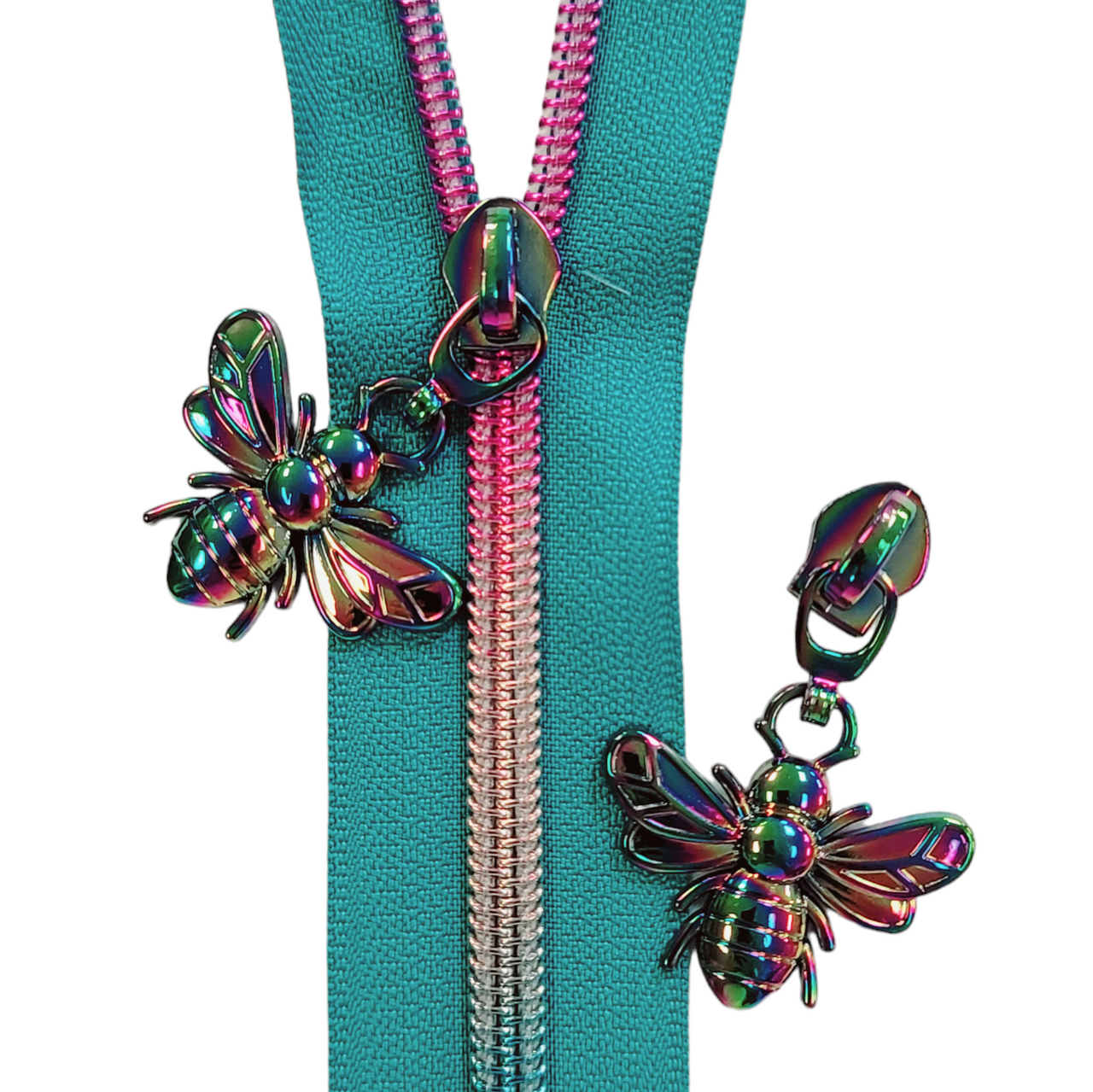 2pc Bee #5 Zipper Pull (Rainbow)