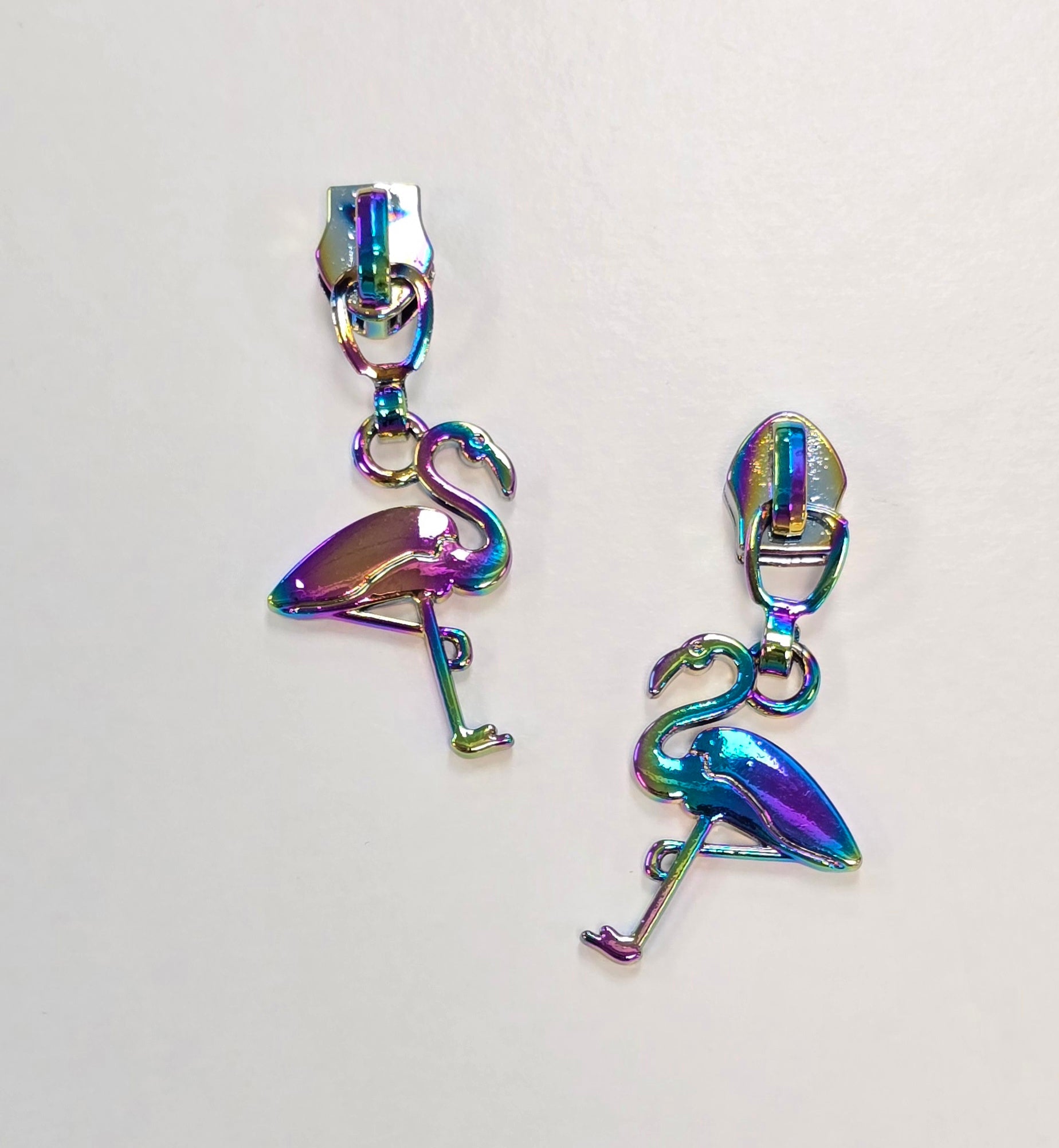 Flamingos Zipper Pull 2 pc Ser (Rainbow)