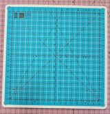 Classi Turntable 18" x 18"